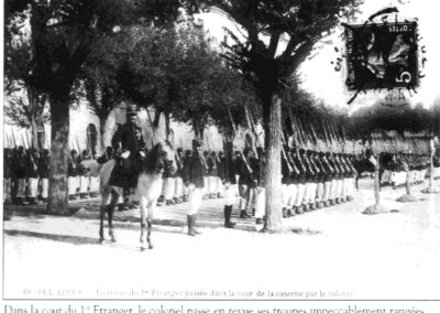 La cour du 1 Etranger